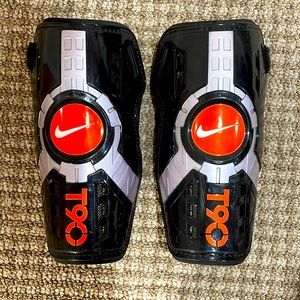 Nike Soccer T90 Shin Guards